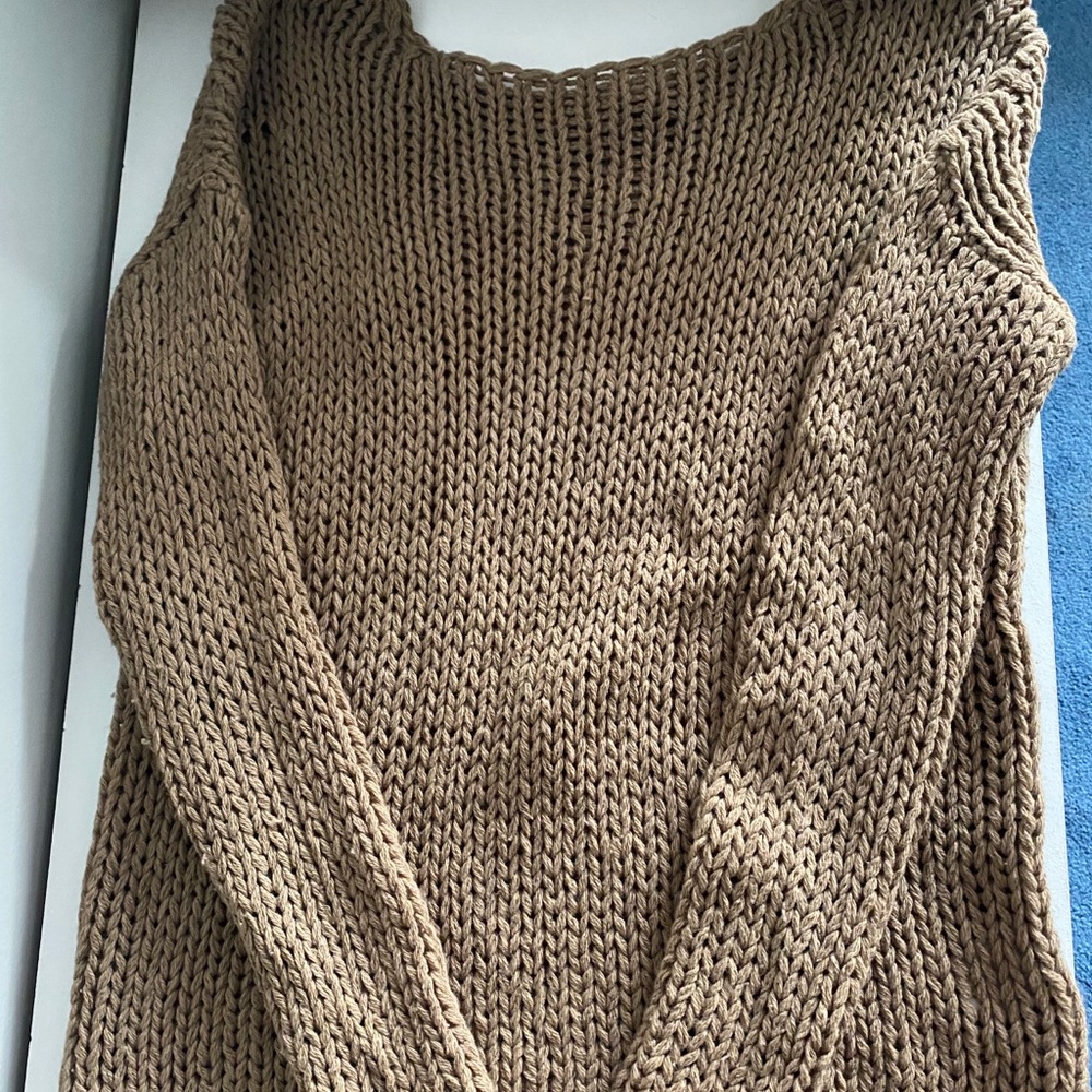 vince knitted sweater!